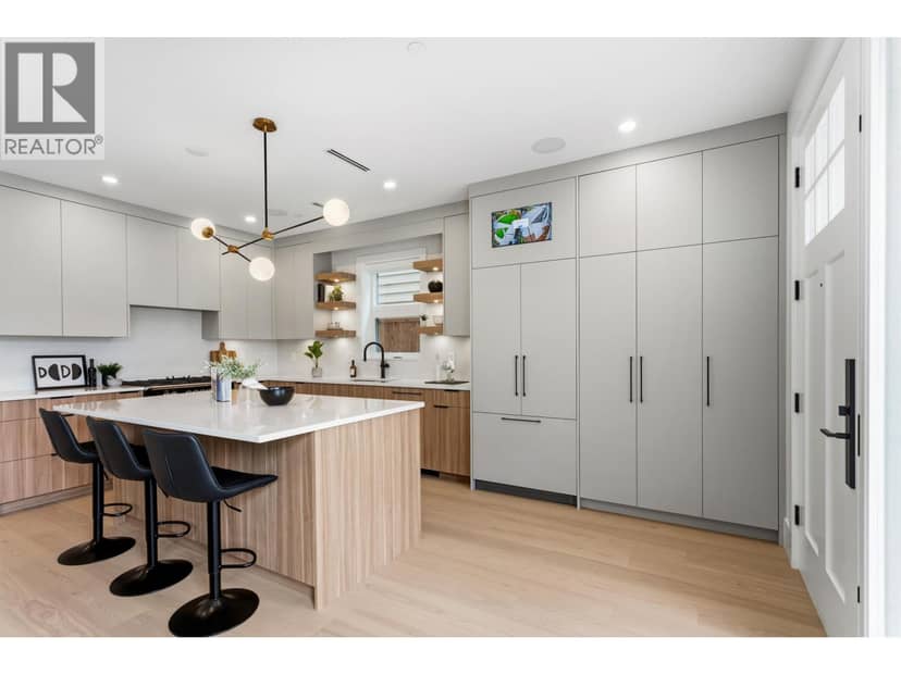 1 2258 NAPIER STREET, Vancouver, photo 8