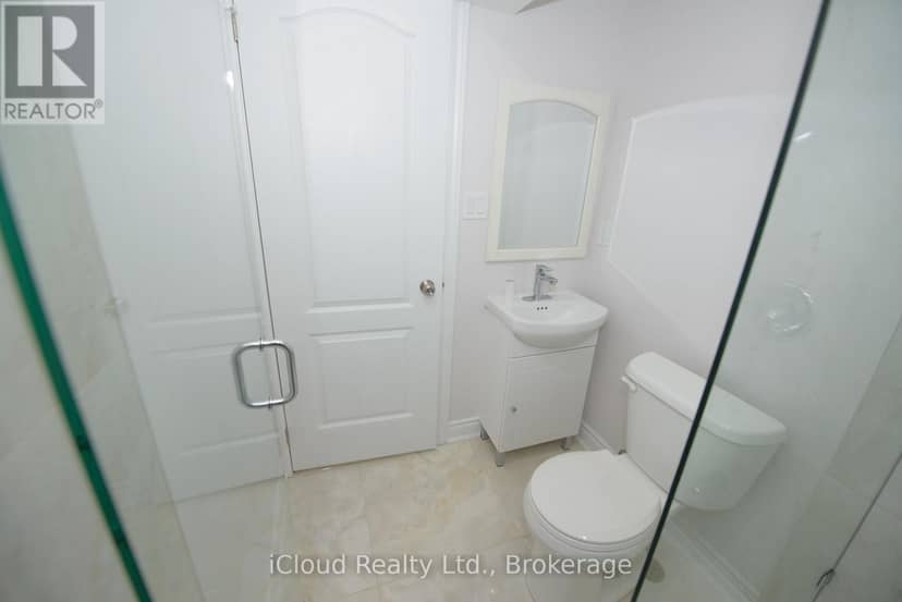 71 Tufton Crescent — photo 19 of 25