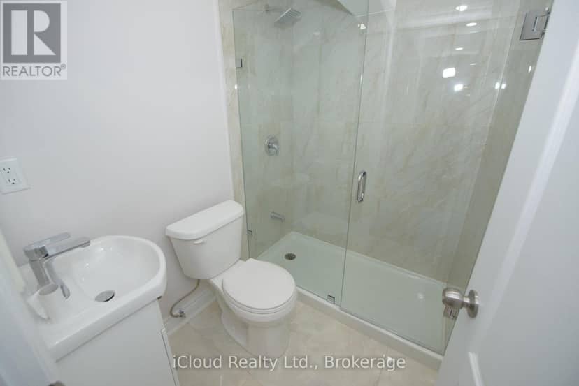 71 Tufton Crescent — photo 20 of 25