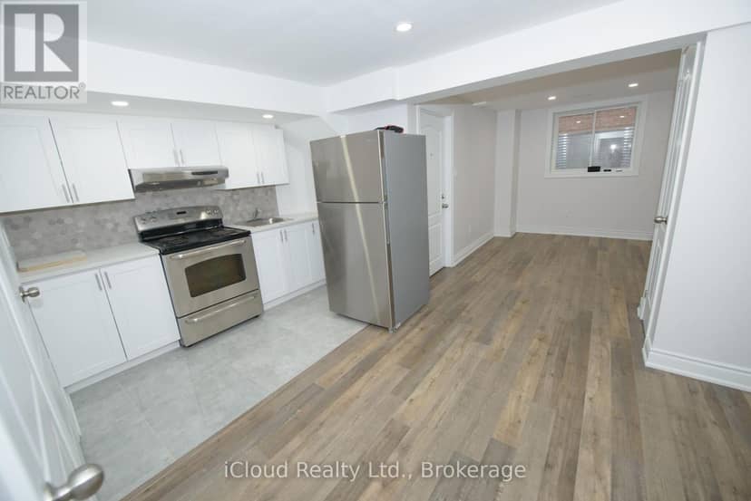 71 Tufton Crescent — photo 23 of 25