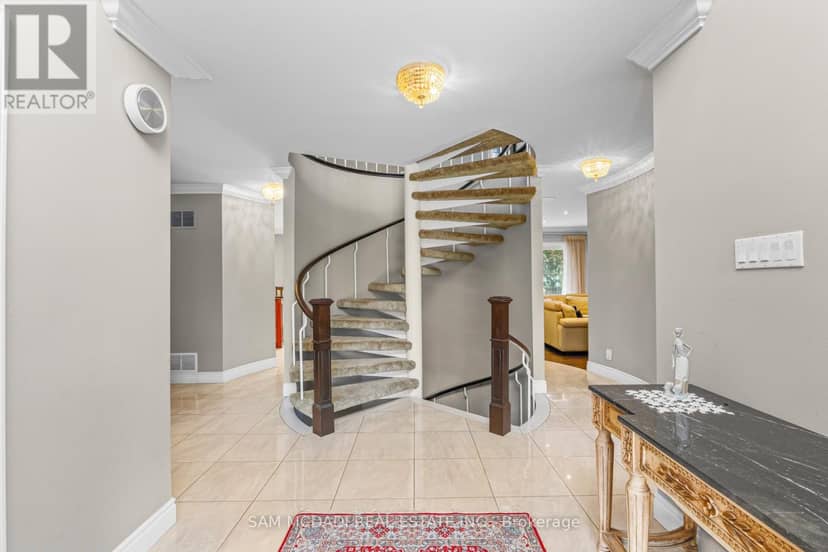 2145 Oneida Crescent, Mississauga, photo 4