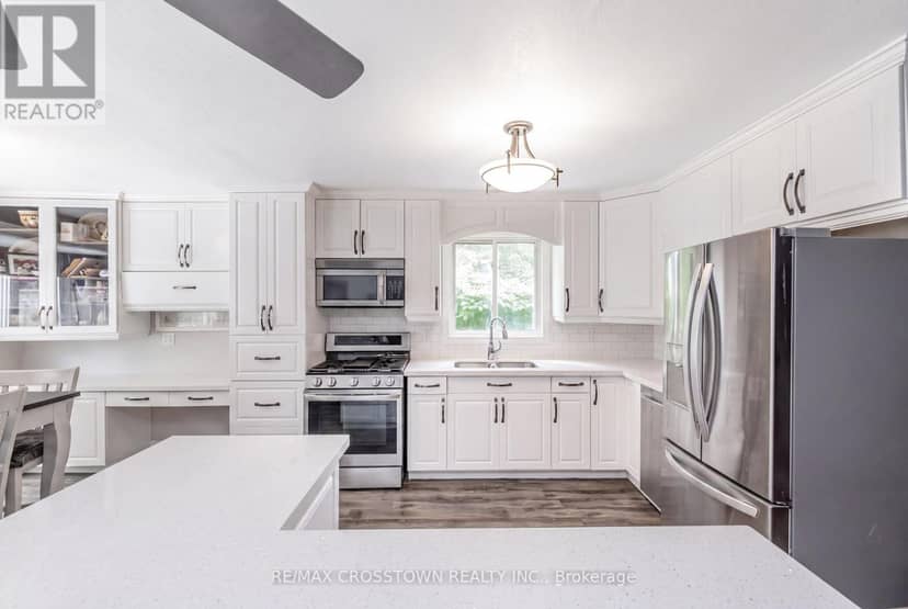 6 Ashdale Court — photo 17 of 40