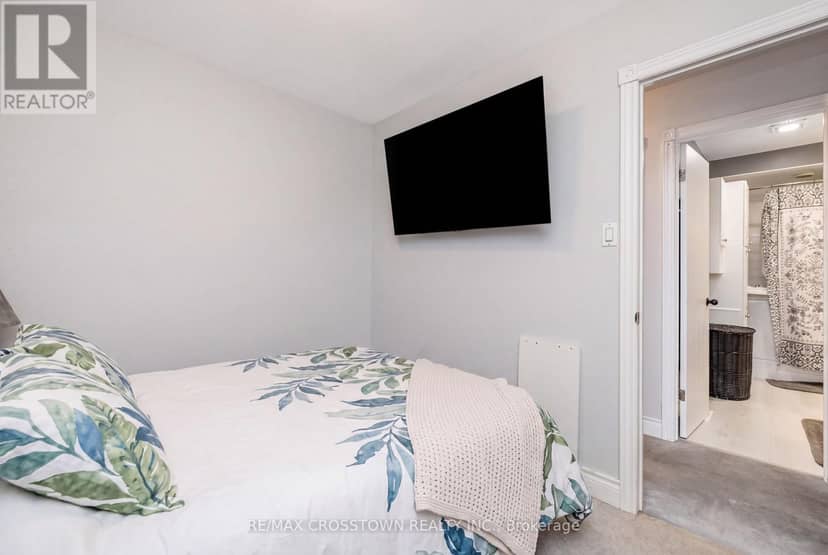 6 Ashdale Court — photo 28 of 40