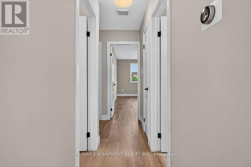 83 Marion Street — photo 17 of 37