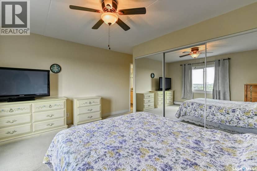 801 3520 Hillsdale STREET — photo 17 of 31