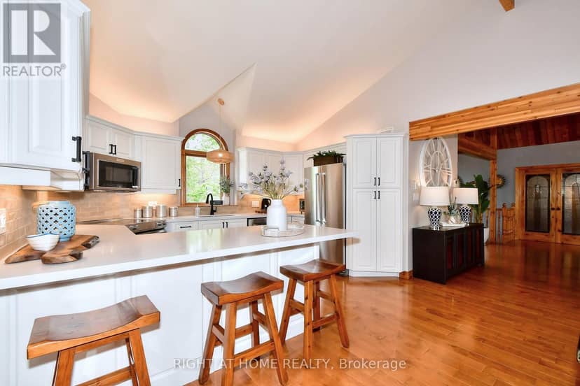 9 Lawson Court — photo 15 of 40