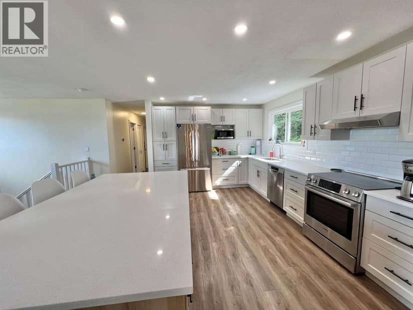 1634 OVERLOOK STREET, Prince Rupert, photo 2