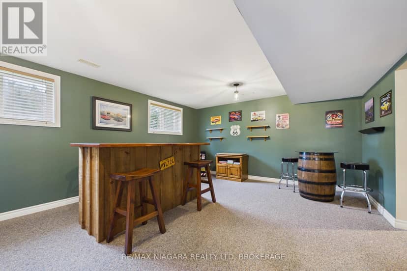 115 Pinewood Boulevard — photo 34 of 40