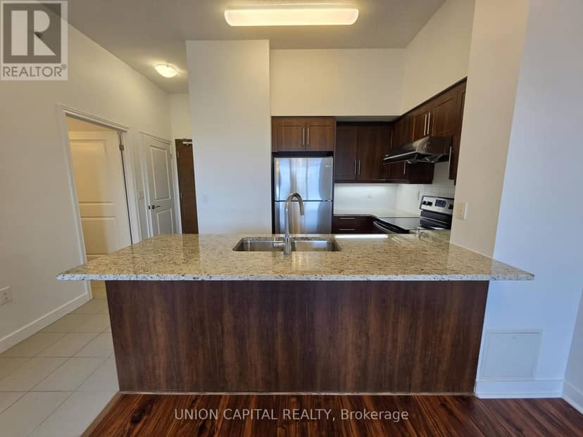217 - 1038 McNicoll Avenue — photo 12 of 22
