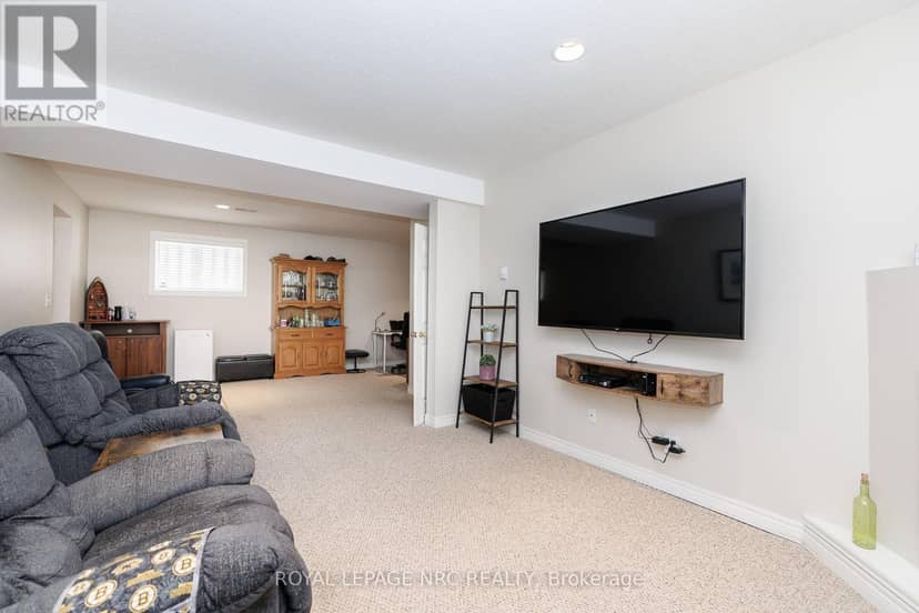 8093 Beaverton Boulevard — photo 23 of 40