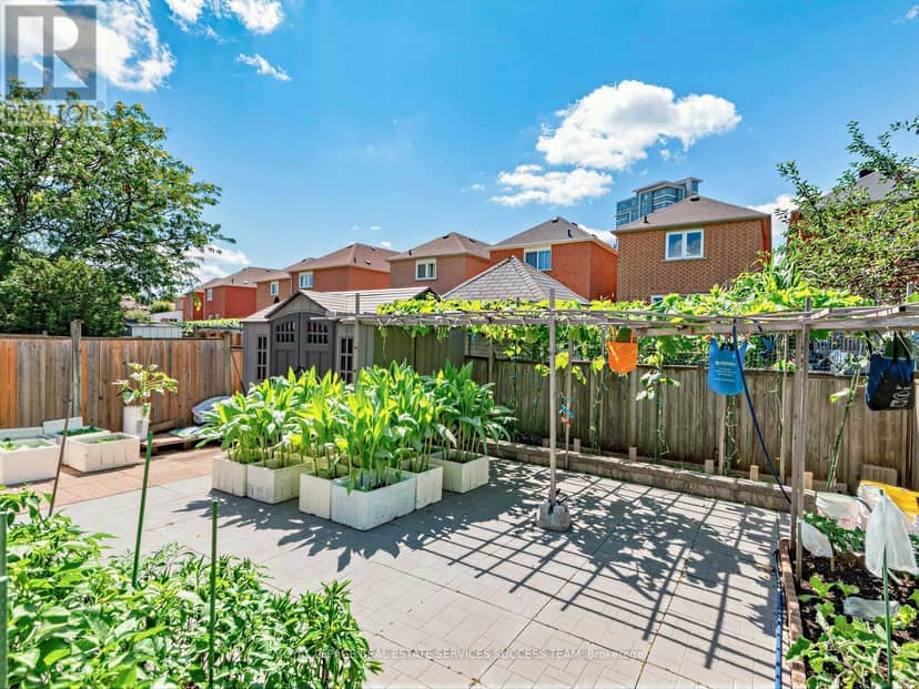 43 Hendon Road — photo 34 of 36
