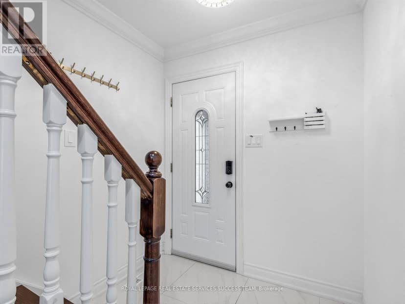 43 Hendon Road, Markham, photo 4