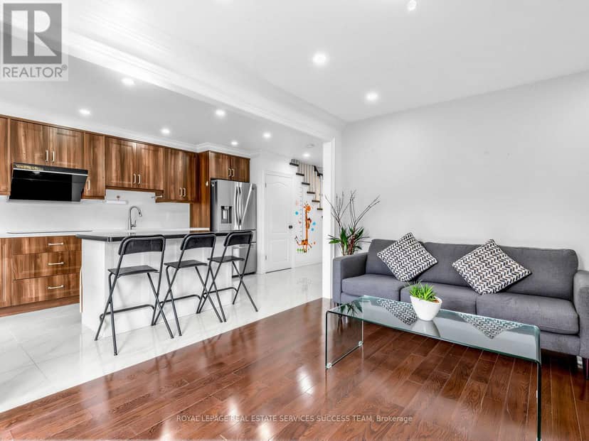 43 Hendon Road — photo 9 of 36