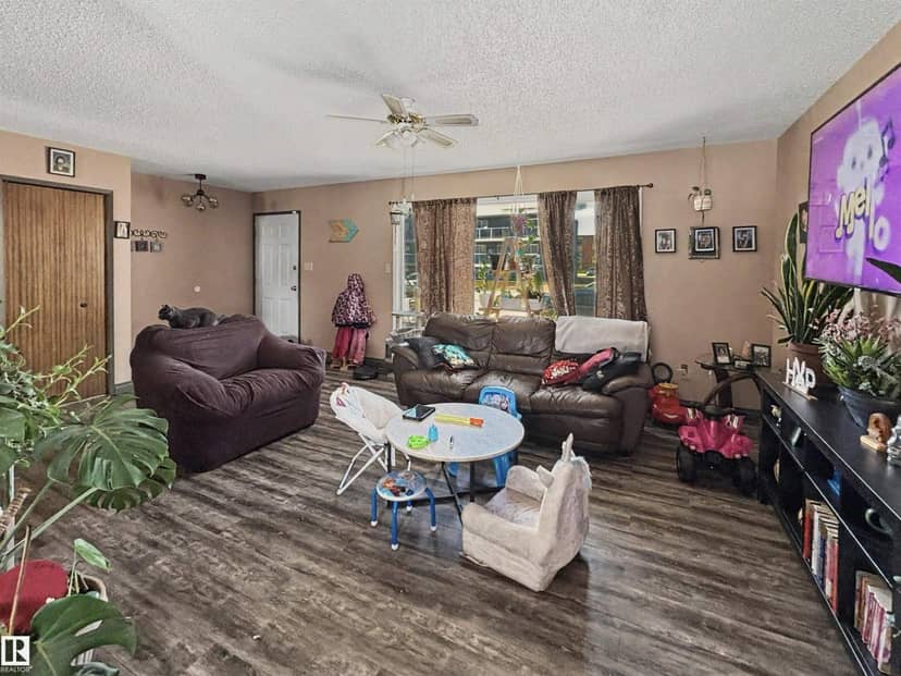 4513 42 ST, Bonnyville Town, photo 2