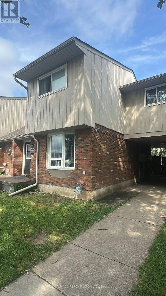 156 - 100 Brownleigh Avenue, Welland