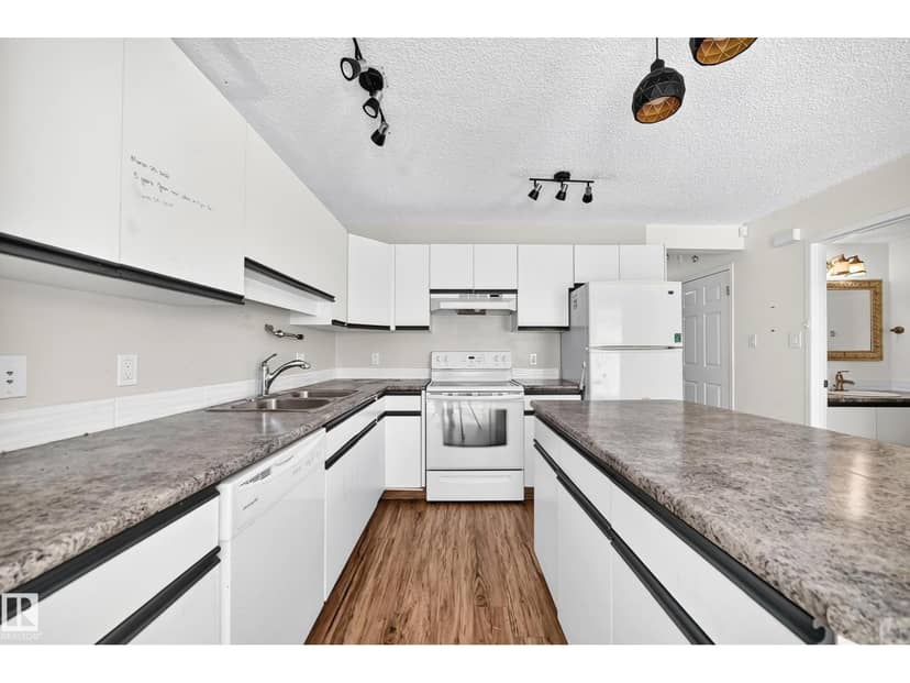 #30 300 Hooper Cr NW — photo 11 of 40