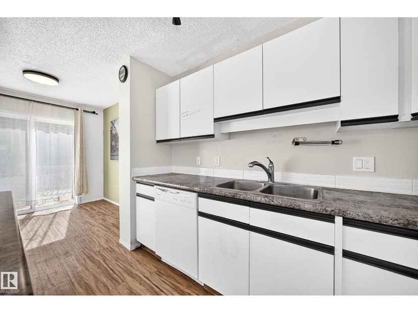 #30 300 Hooper Cr NW — photo 14 of 40