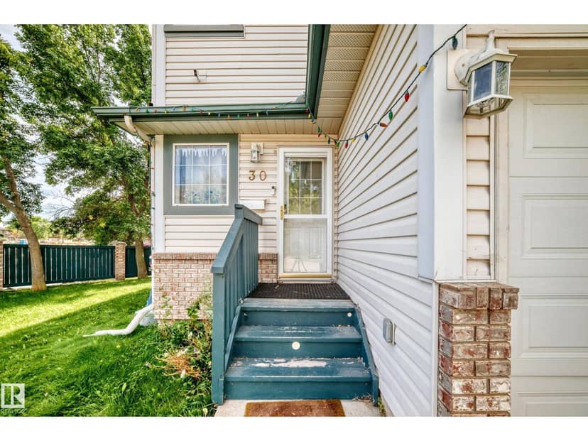 #30 300 Hooper Cr NW, Edmonton, photo 3