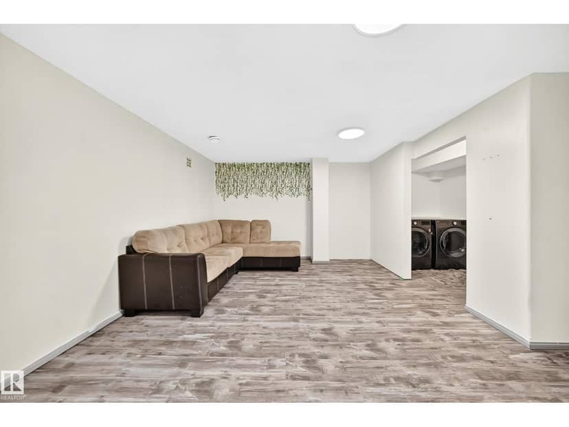 #30 300 Hooper Cr NW — photo 32 of 40