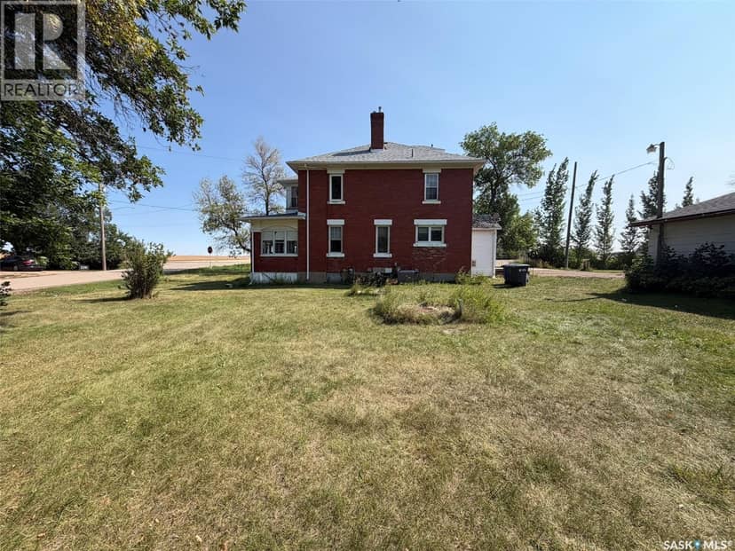 229 4th AVENUE E — photo 35 of 40