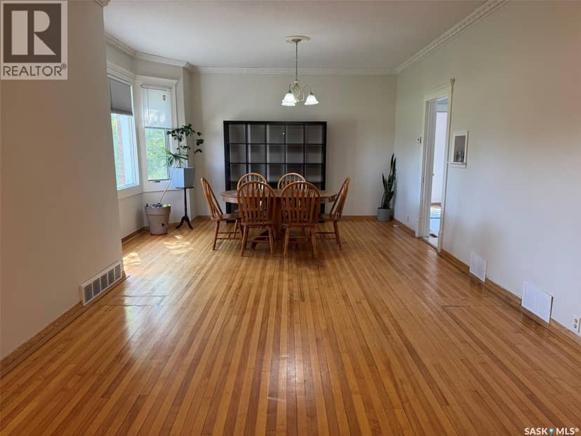 229 4th AVENUE E, Lafleche, photo 6