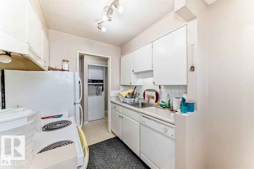 #104 11455 41 AV NW — photo 11 of 31