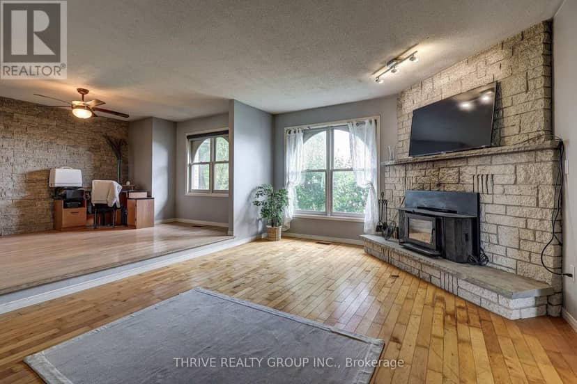 21217 Thames Road — photo 16 of 40