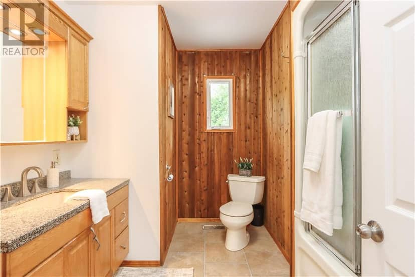 38 Gill Avenue — photo 19 of 40