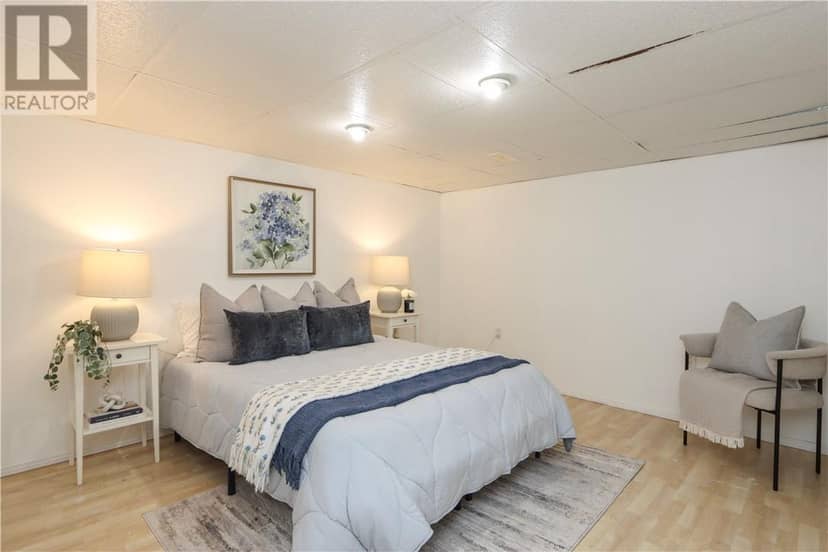 38 Gill Avenue — photo 31 of 40