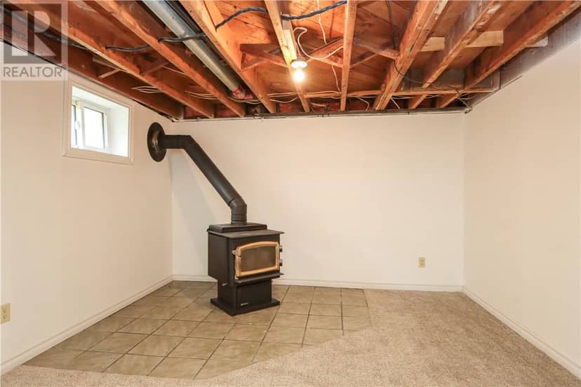 38 Gill Avenue — photo 37 of 40