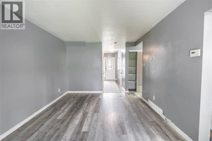 441 Cardiff Place — photo 7 of 34