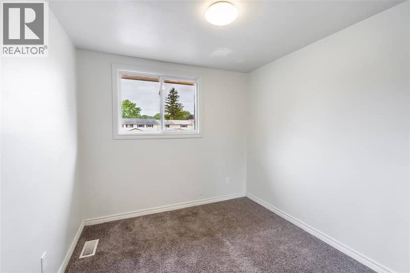 441 Cardiff Place — photo 19 of 34