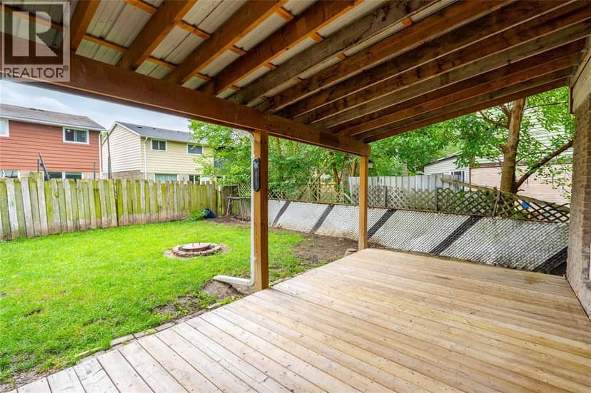 441 Cardiff Place — photo 23 of 34