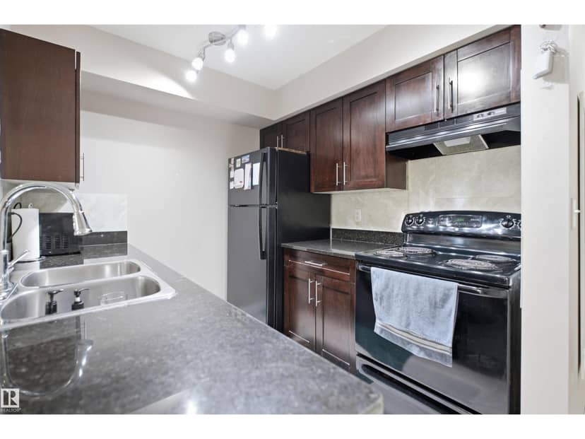 #212 12035 22 AV SW — photo 11 of 40