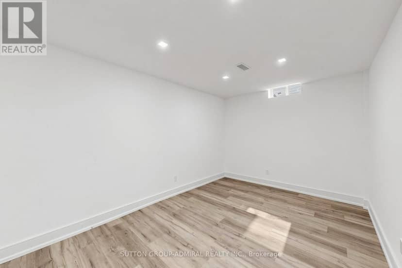 50 Springer Drive — photo 37 of 40