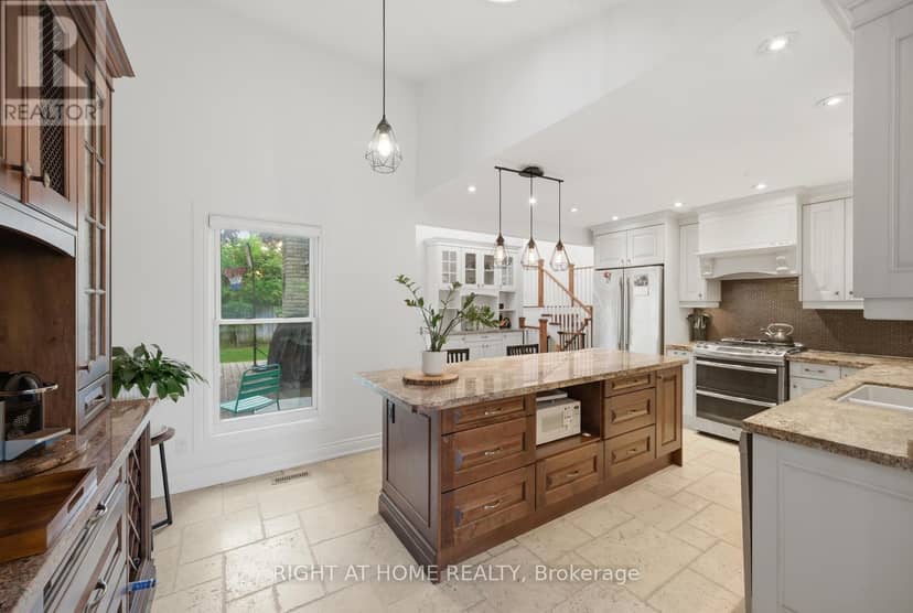 6415 Dunray Court — photo 10 of 40