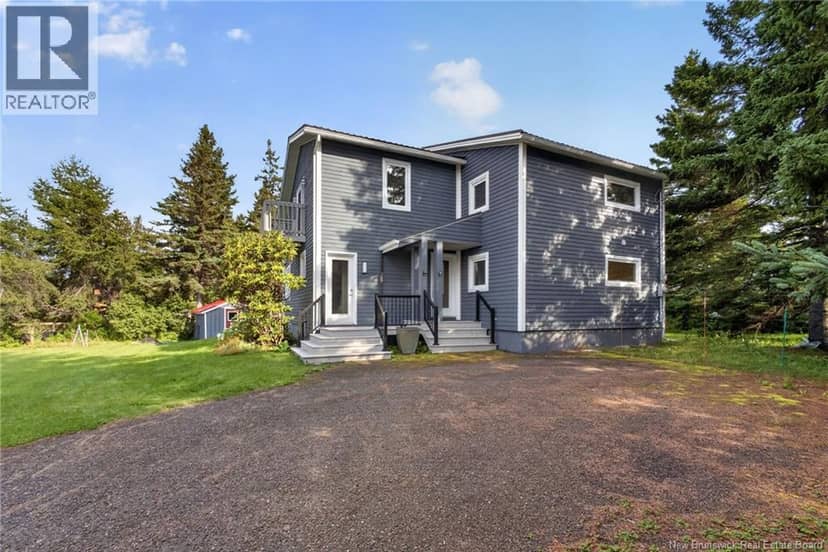 71 Aquila Crescent, Grande-Digue