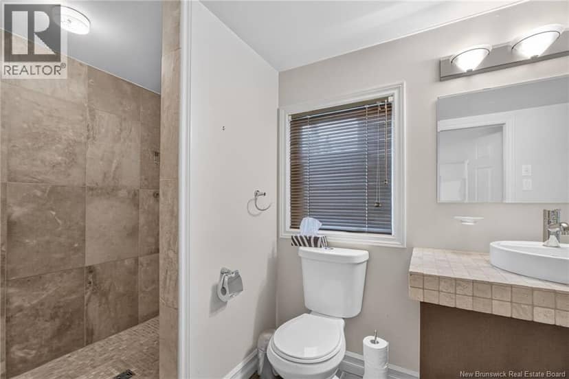 71 Aquila Crescent — photo 15 of 24