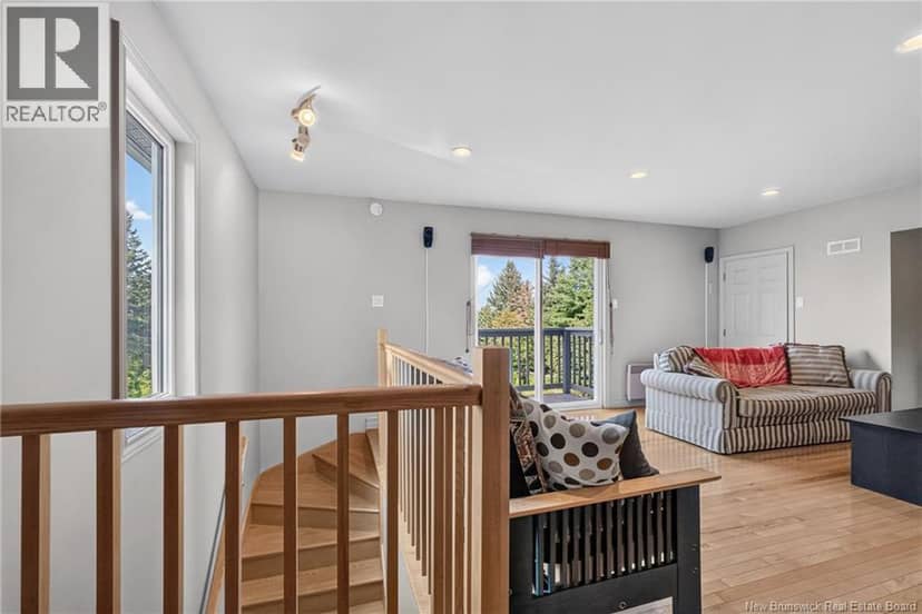 71 Aquila Crescent — photo 17 of 24
