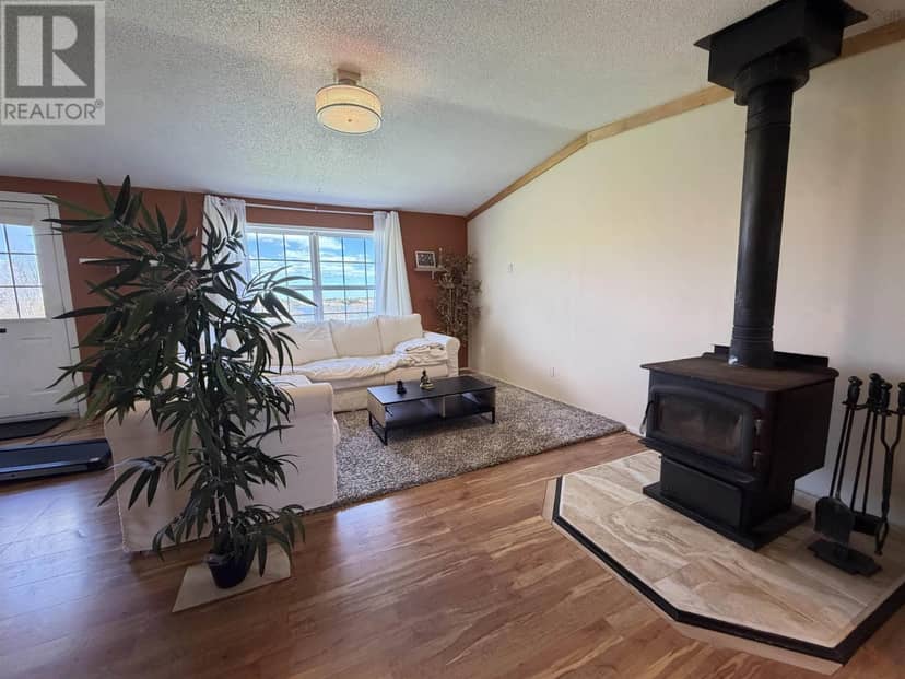 101 Scrivens Road — photo 18 of 40