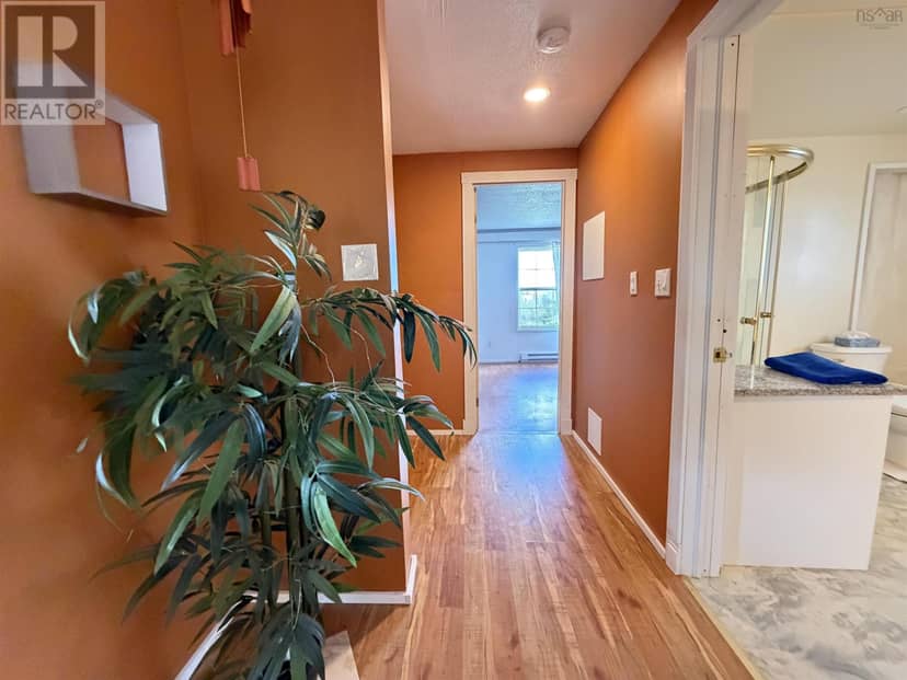 101 Scrivens Road — photo 31 of 40