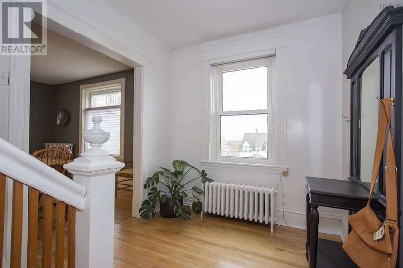 159 Victoria Street E — photo 37 of 40