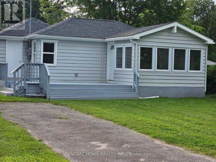 27 Blue Heron Drive — photo 3 of 24