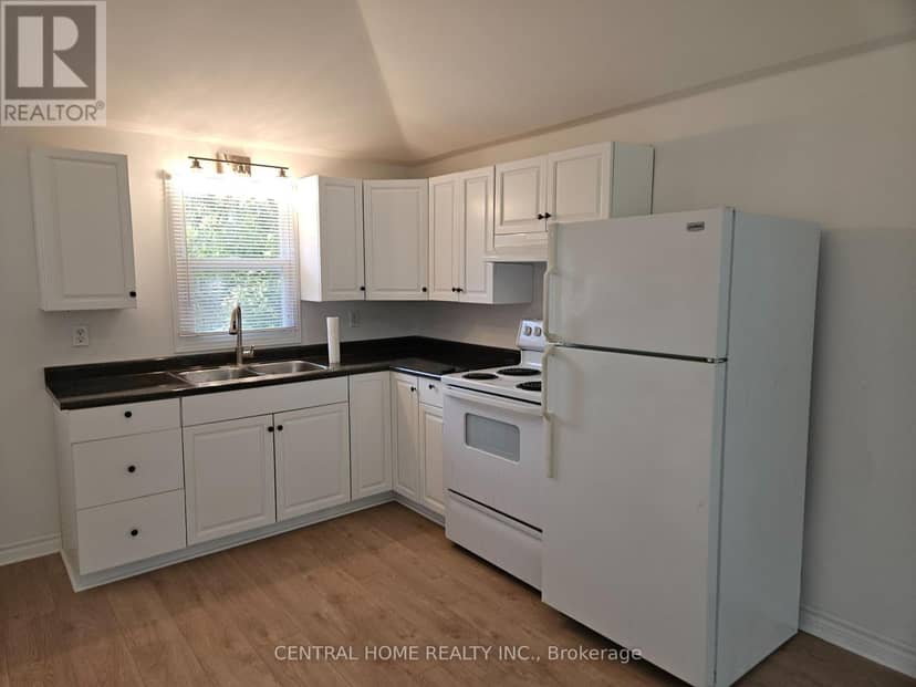 27 Blue Heron Drive — photo 7 of 24