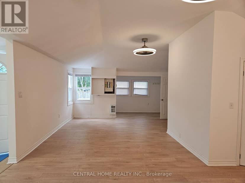 27 Blue Heron Drive — photo 9 of 24
