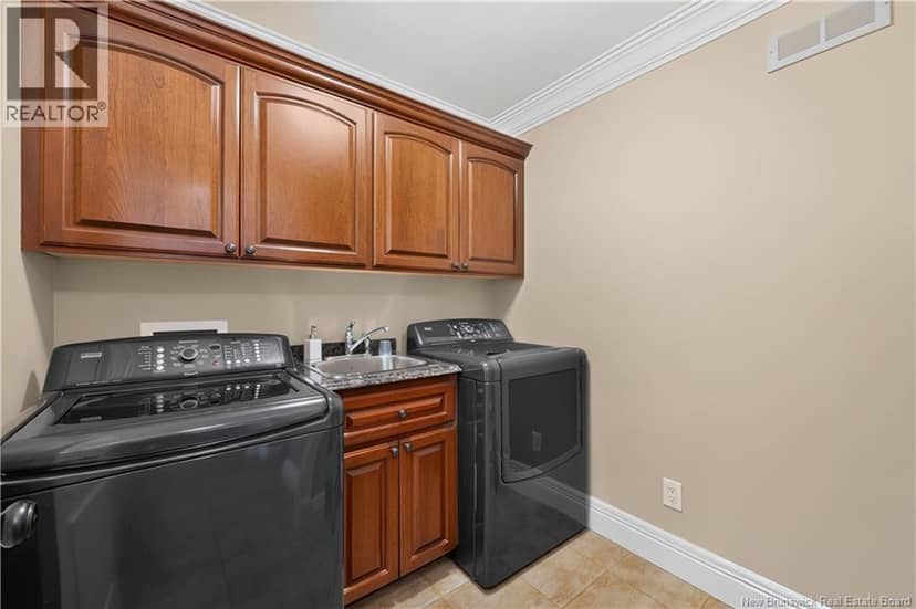 78 Congressional Crescent — photo 19 of 40