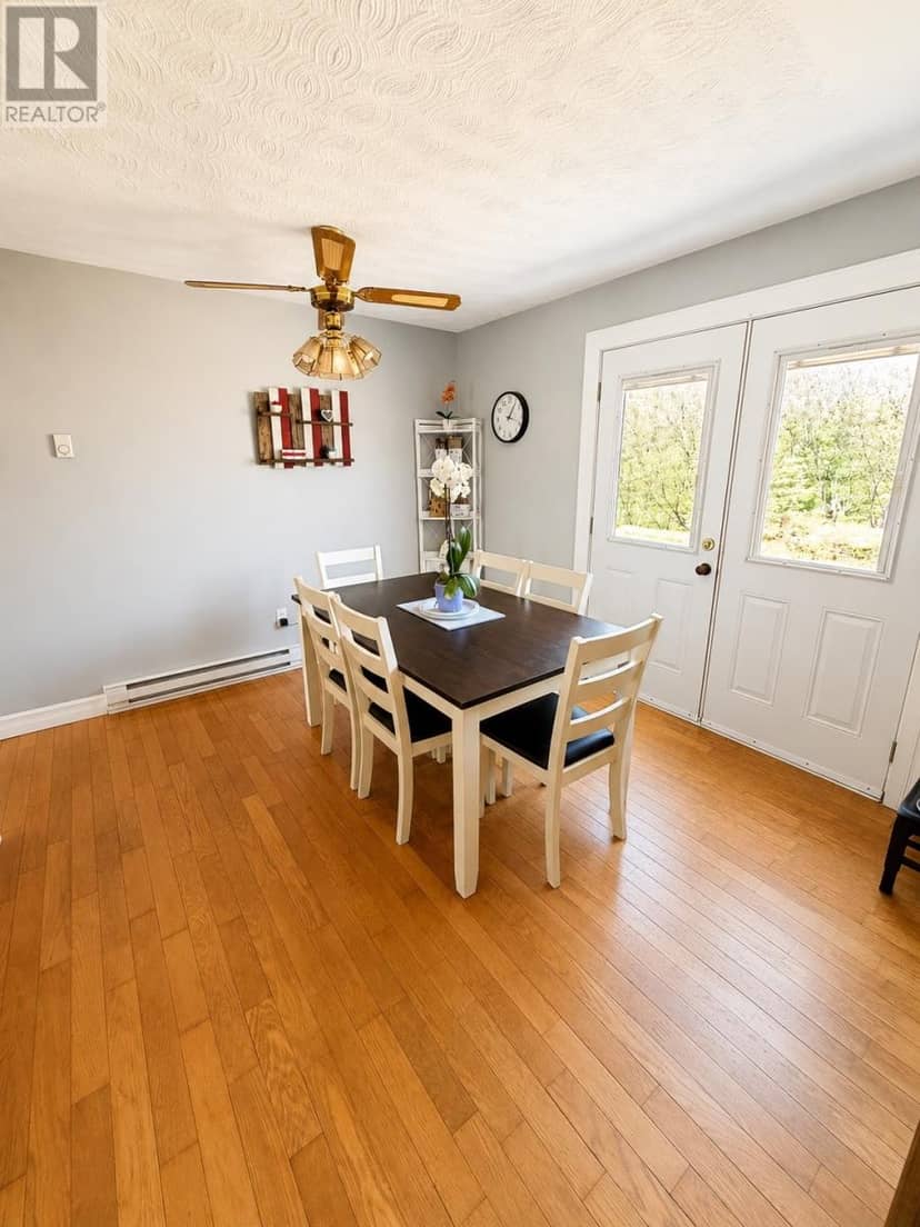 44 Main Road — photo 6 of 18