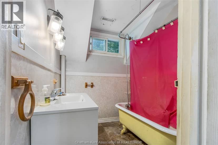 23028 Doherty Street — photo 22 of 32