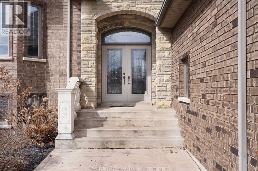 199 Ellison — photo 2 of 40