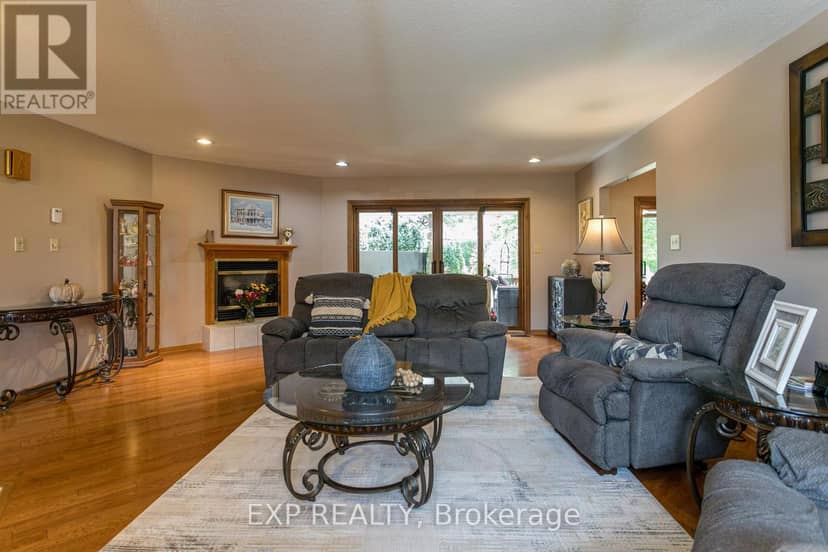 23401 Melbourne Road — photo 12 of 40